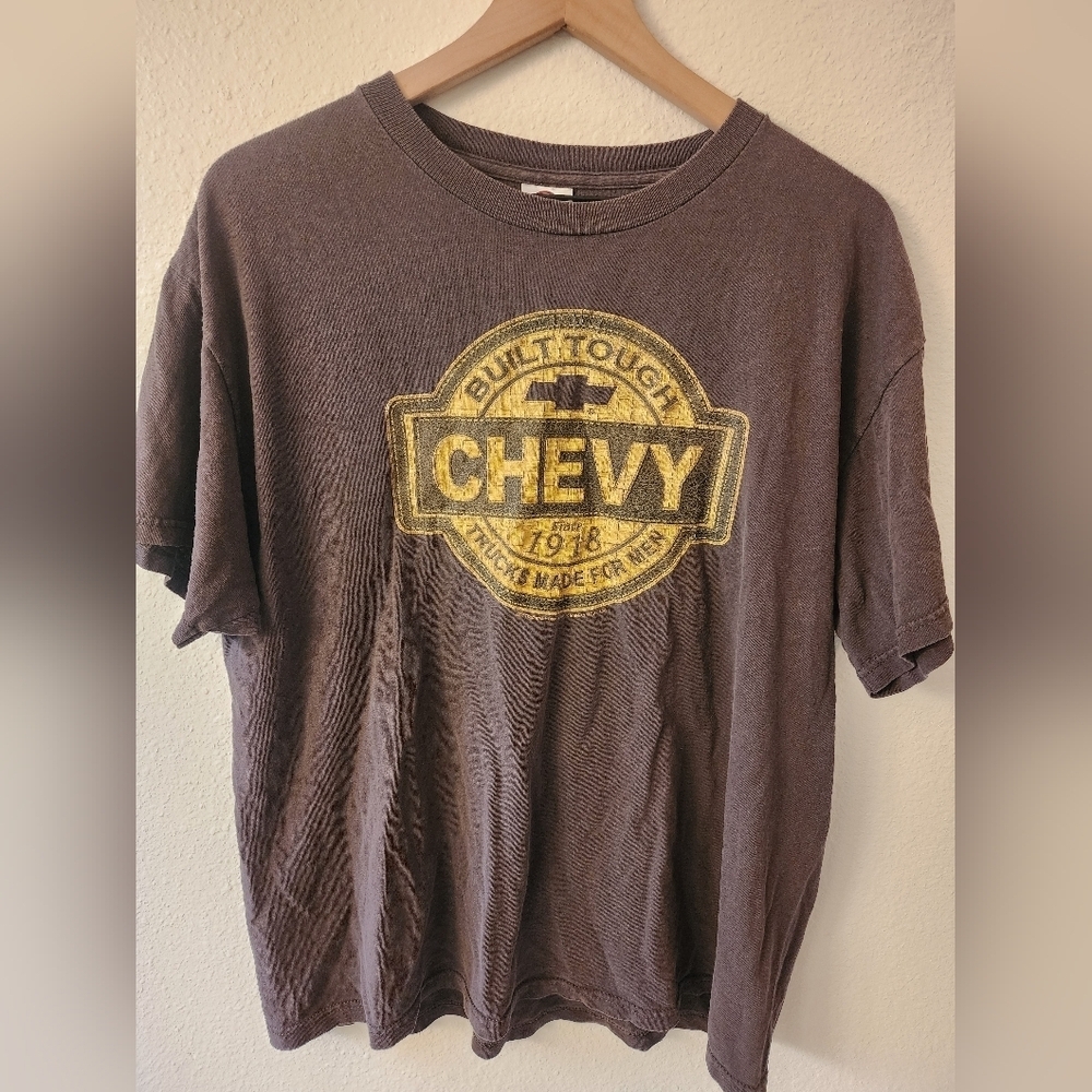 Delta Pro Weight Mens Chevy Trucks Graphic T-Shirt Short Sleeve Brown Size L